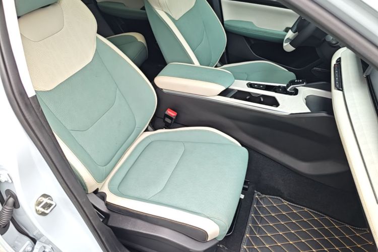 GEELY Emgrand L HiP 2022 car image #24