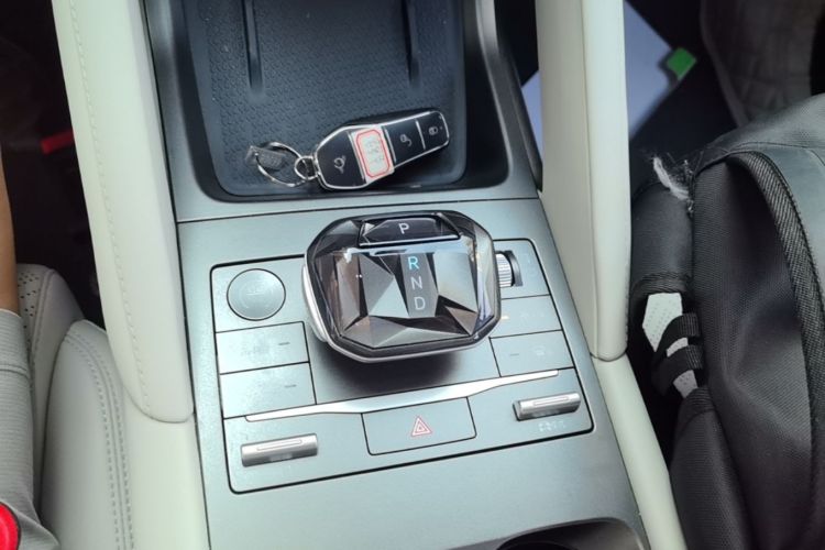 BYD YuanUP 2025 #19 BYD YuanUP 2025 car image #19