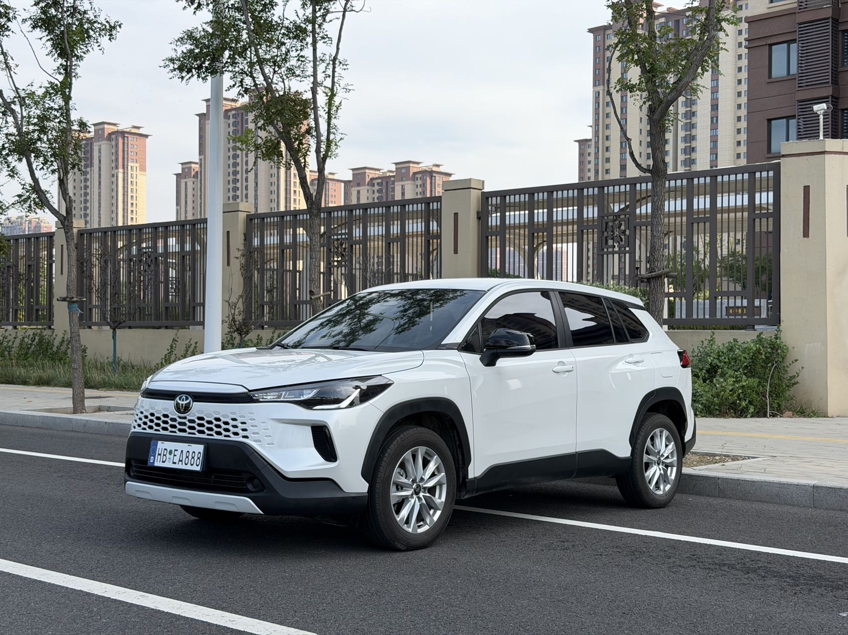 Toyota Corolla Cross 2026 car image 