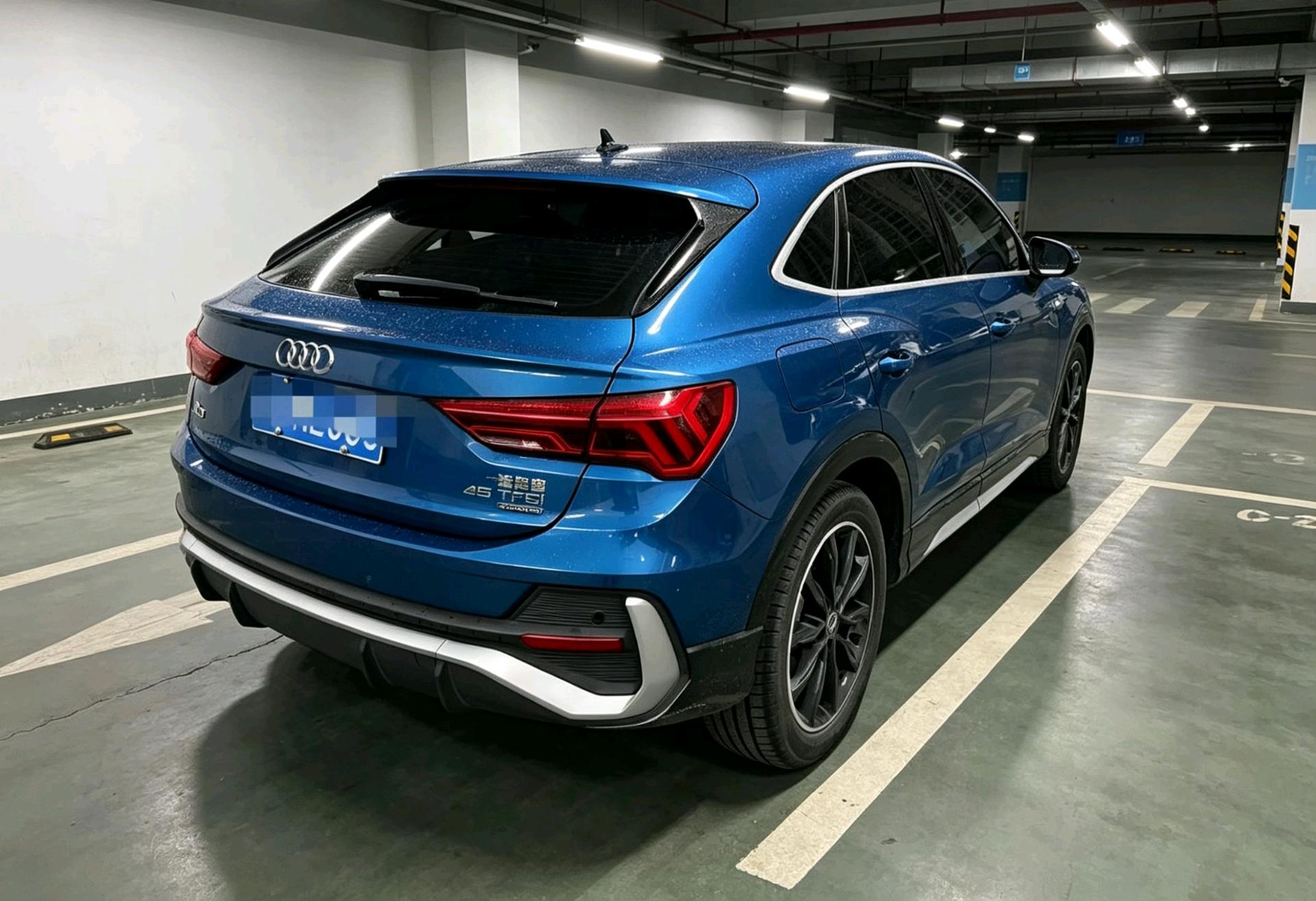 Audi Q3 Sportback 2020 car image #3