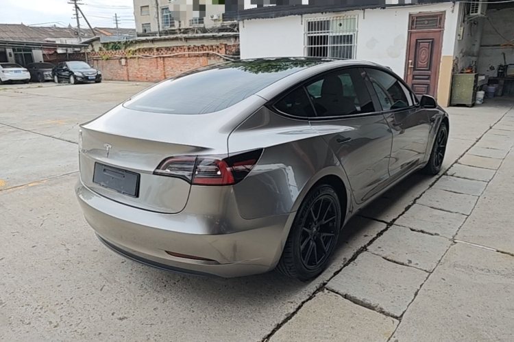 Tesla Model 3 2022 car image #7
