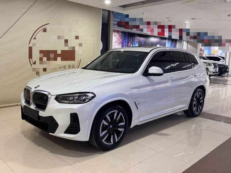 BMW iX3 2023 car image 