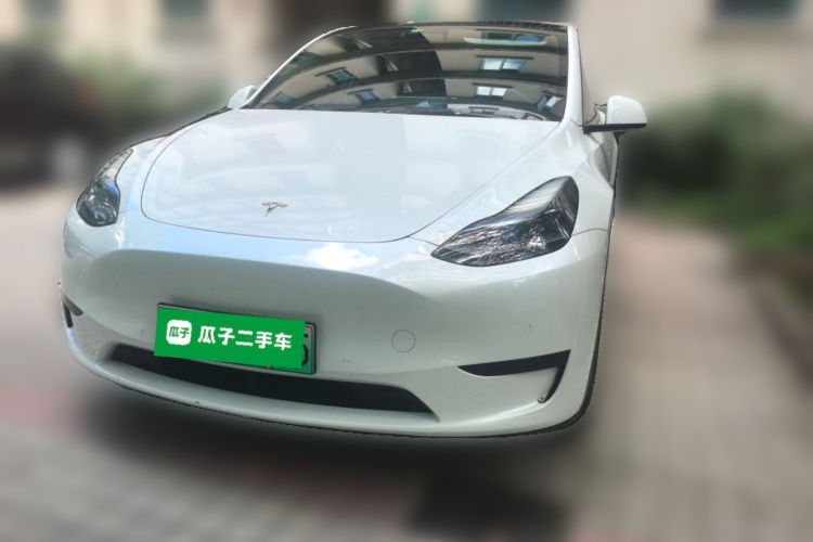 Tesla Model Y 2022 #2 Tesla Model Y 2022 car image #2