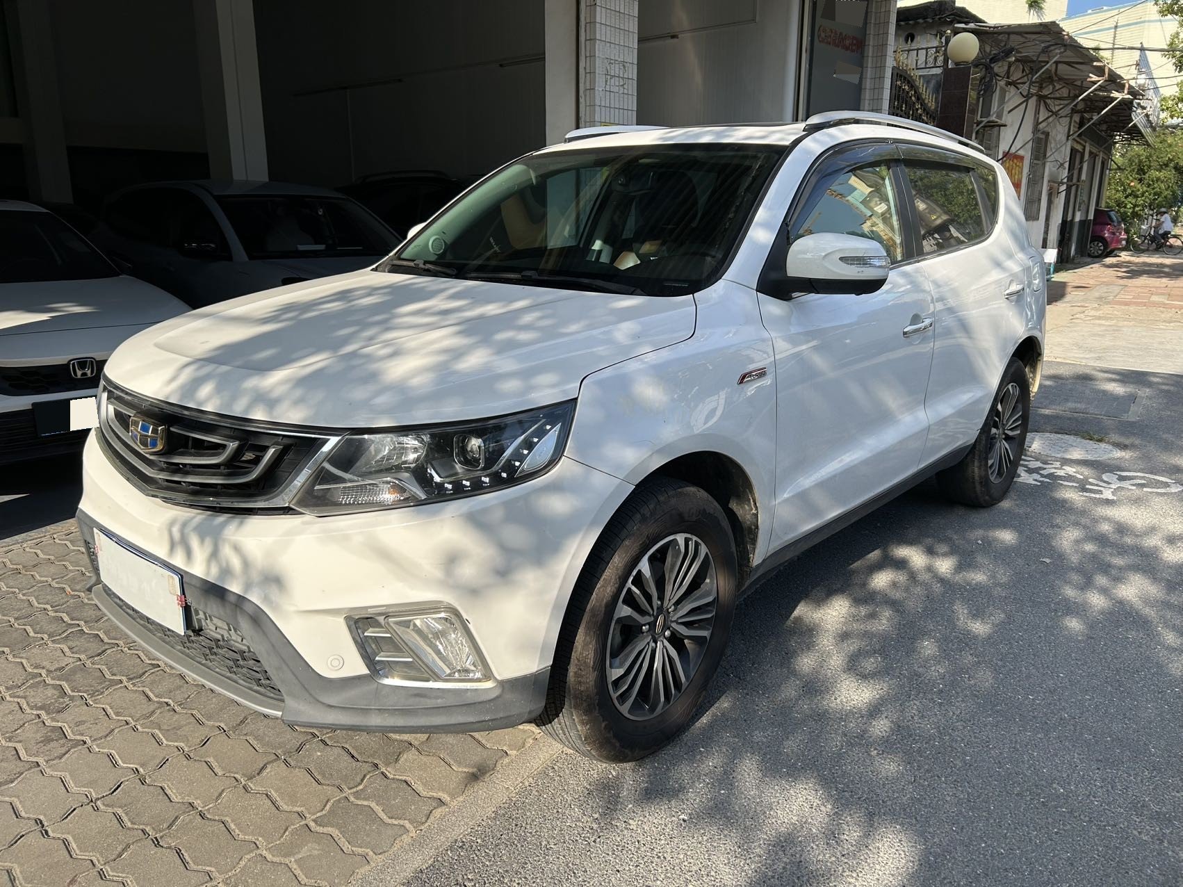 GEELY Vision X6 2017 car image 