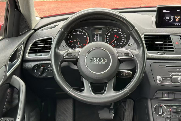 Audi Q3 2016 #16 Audi Q3 2016 car image #16