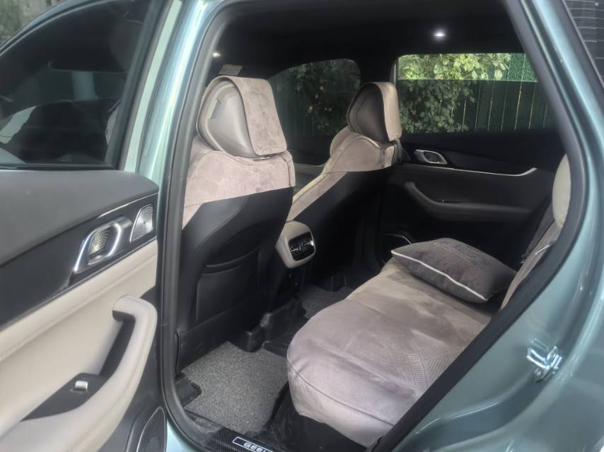 GEELY Boyue L 2025 #4 GEELY Boyue L 2025 изображение автомобиля #4