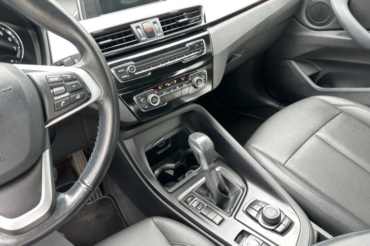 BMW X1 2018 #19 BMW X1 2018 immagine di auto #19