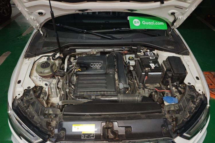 Audi A3 2019 car image #22