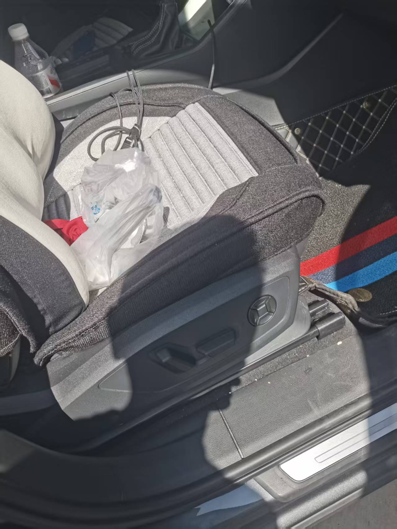 Audi Q3 2023 car image #5