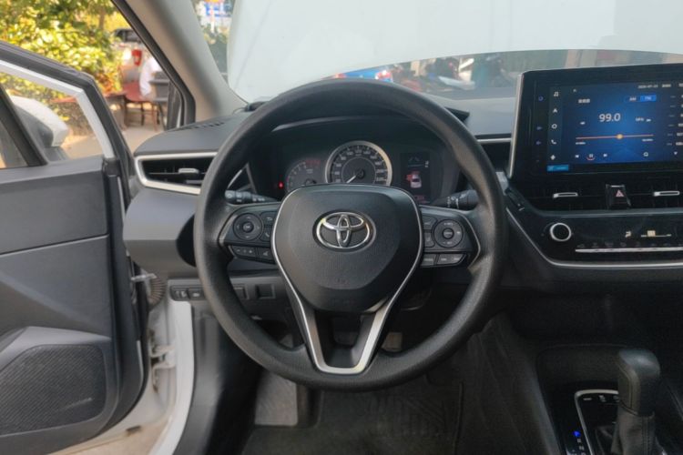 Toyota Corolla 2020 car image #16