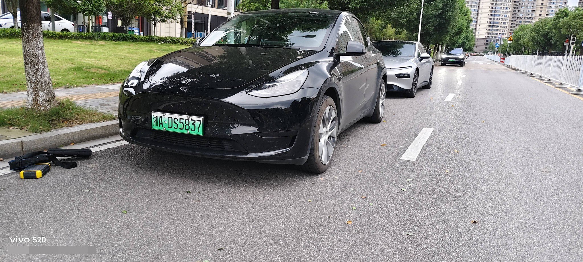 Tesla Model Y 2023 Tesla Model Y 2023 car image
