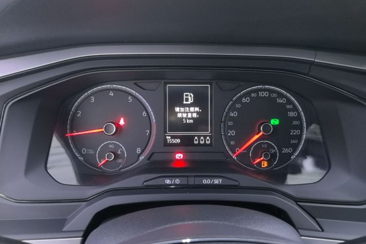 Volkswagen Polo 2021 car image #16