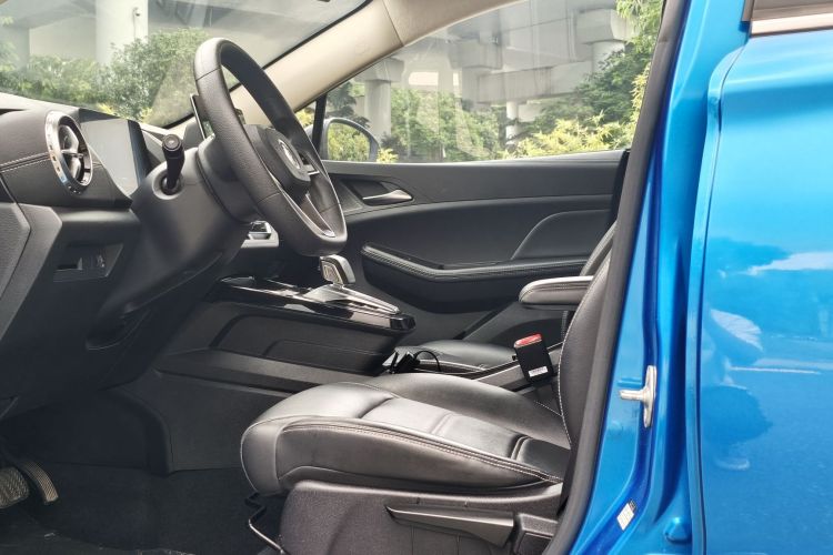BYD Yuan New Energy 2020 immagine di auto #19