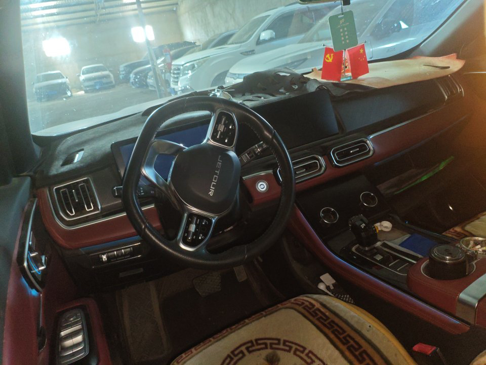 Jetour X70 PLUS 2025 #5 Jetour X70 PLUS 2025 car image #5