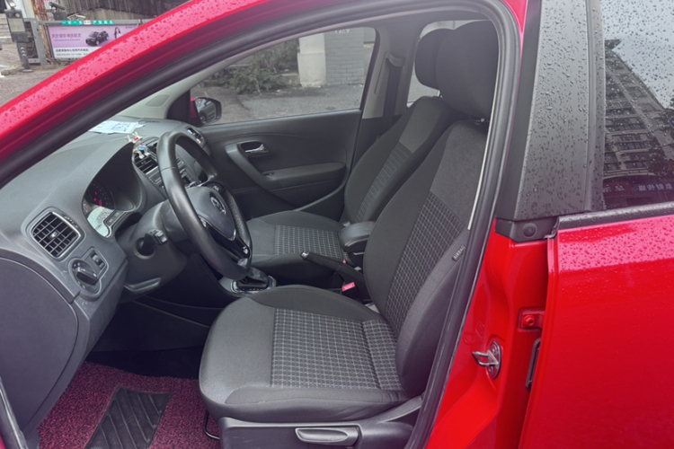 Volkswagen Polo 2018 #17 Volkswagen Polo 2018 car image #17