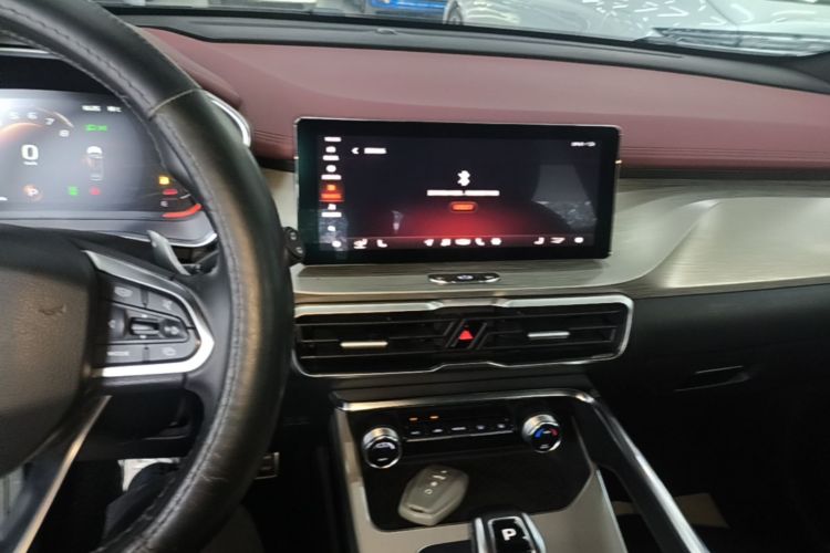 GEELY Coolray 2019 car image #17