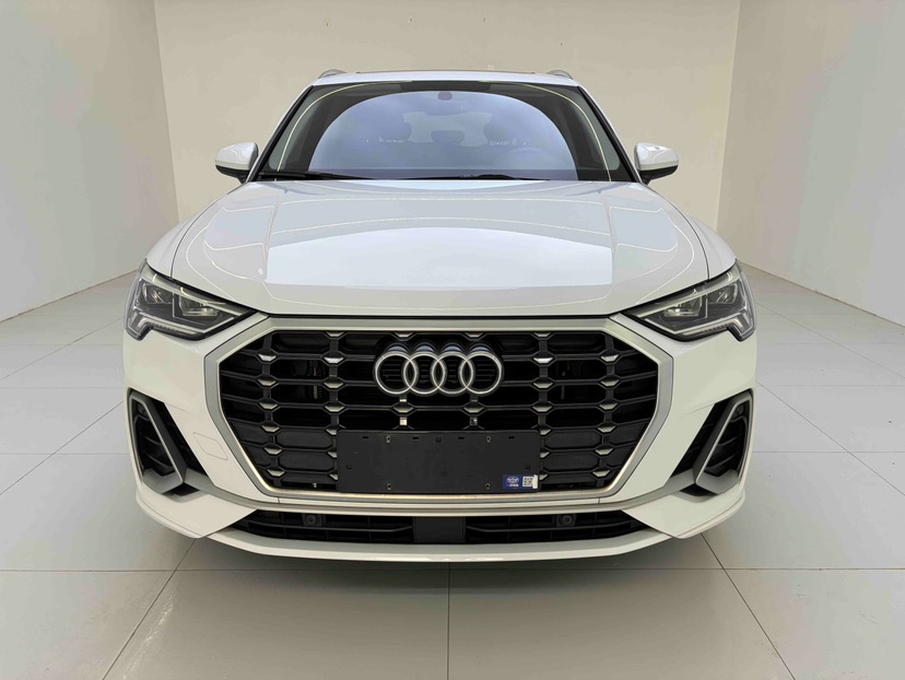Audi Q3 2023 #2 Audi Q3 2023 car image #2