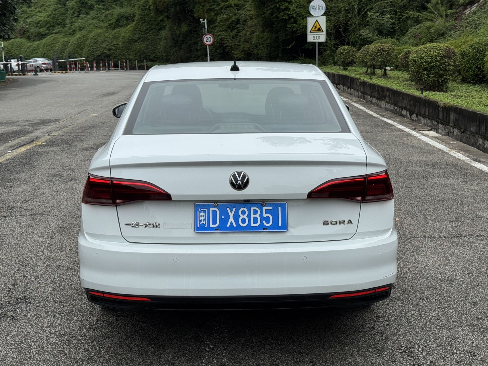 Volkswagen Bora 2021 car image #8