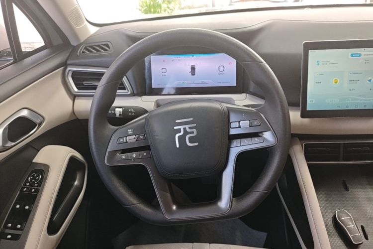 BYD YuanUP 2025 #11 BYD YuanUP 2025 صورة سيارة #11