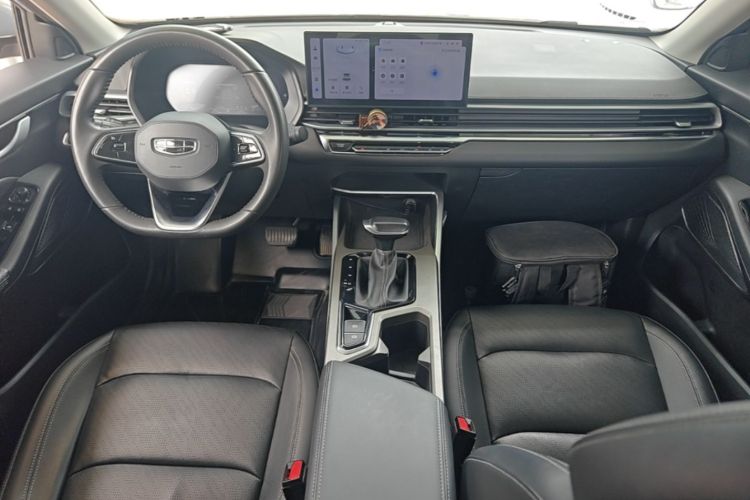 GEELY Emgrand 2023 car image #10