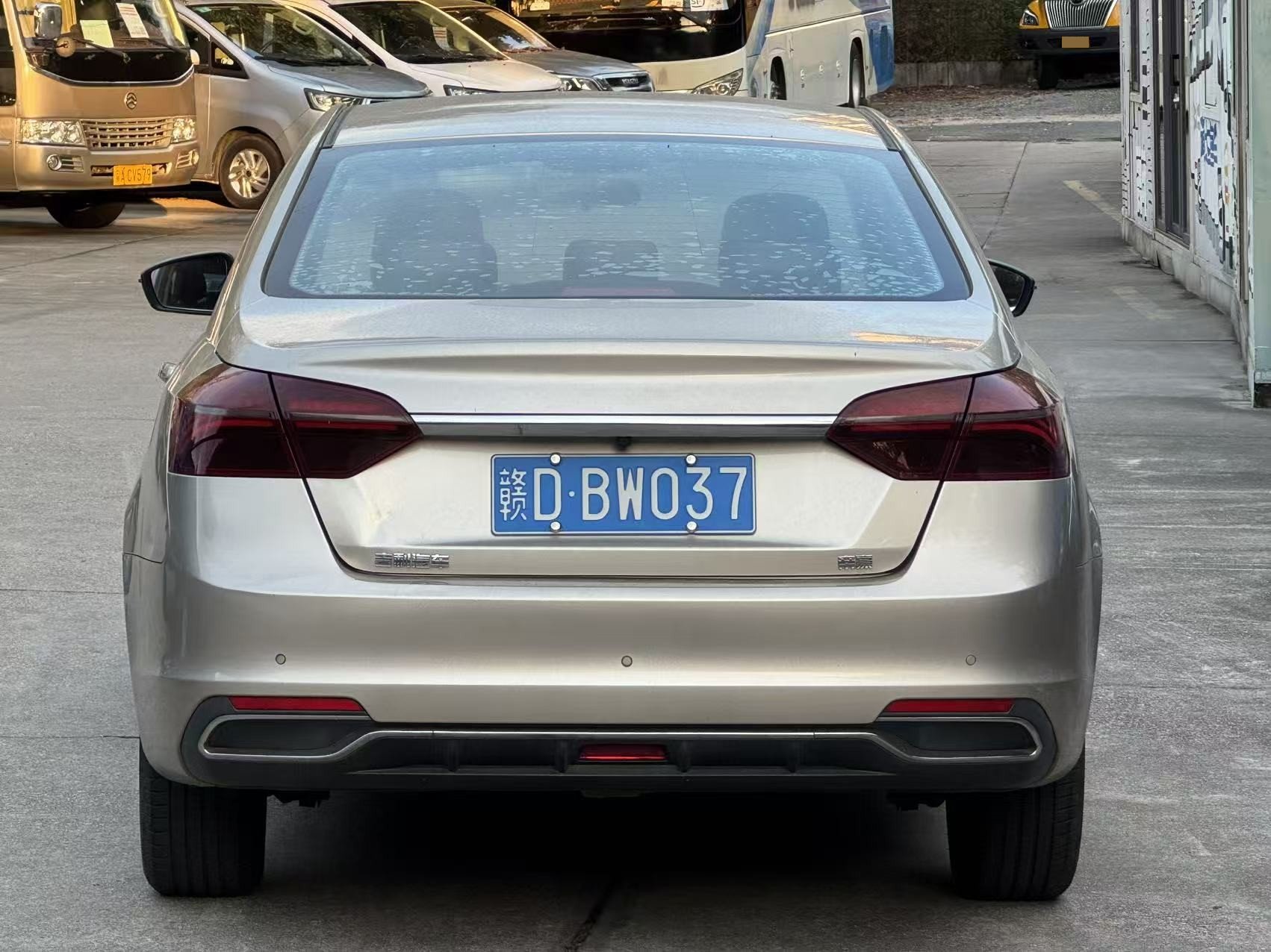 GEELY Emgrand 2021 car image #5