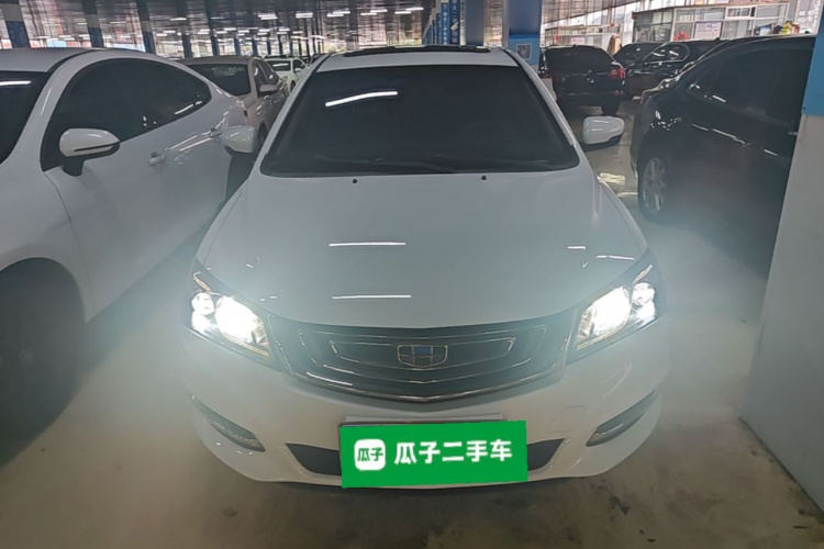 GEELY Emgrand 2018 immagine di auto #3