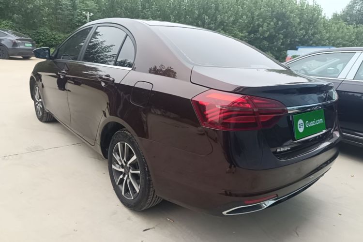 GEELY Emgrand 2019 #5 GEELY Emgrand 2019 car image #5
