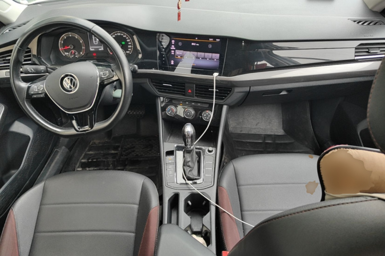 Volkswagen Bora 2021 car image #10