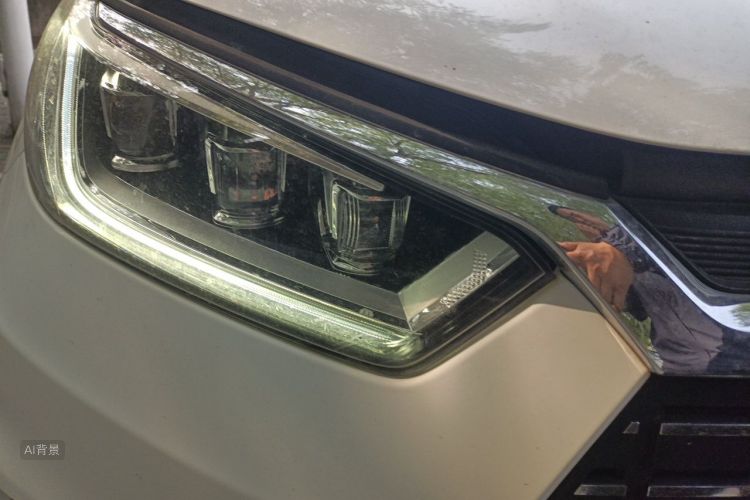 BYD Yuan New Energy 2019 car image #8