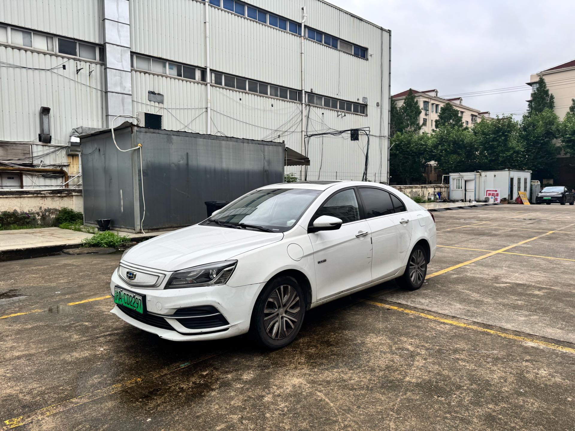 GEELY Emgrand New Energy 2018 car image 