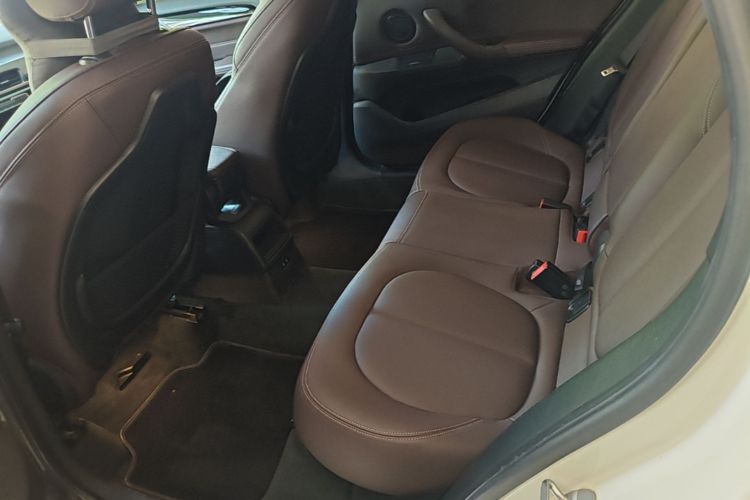 BMW X1 2020 imagen de coche #14