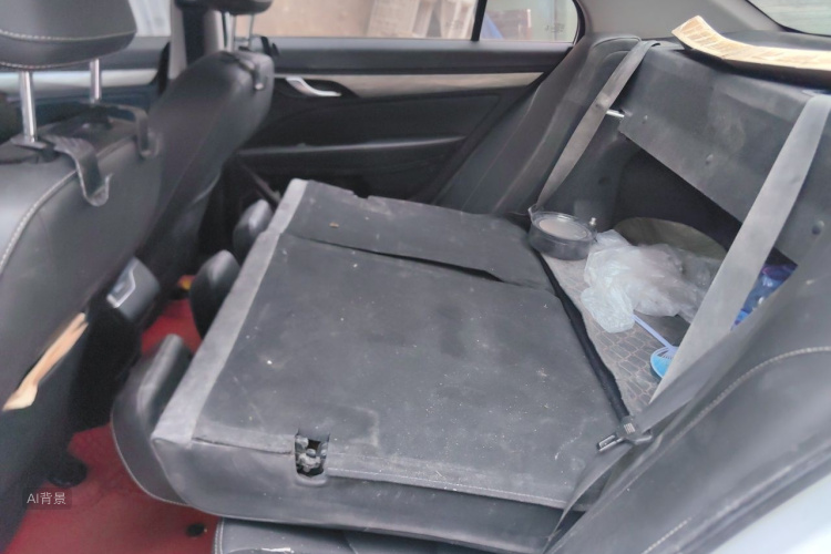 GEELY Emgrand 2019 car image #19