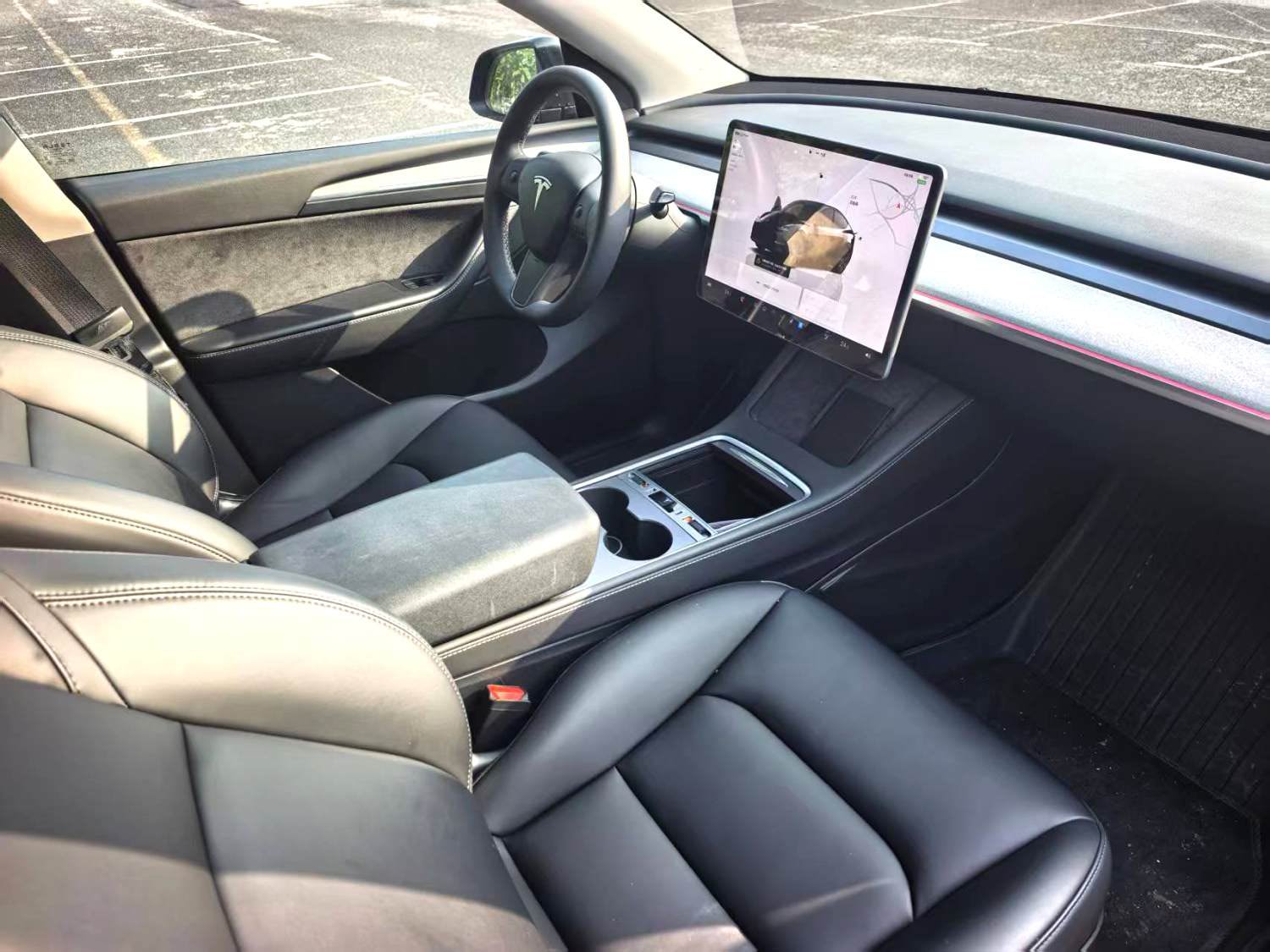 Tesla Model Y 2024 #4 Tesla Model Y 2024 car image #4