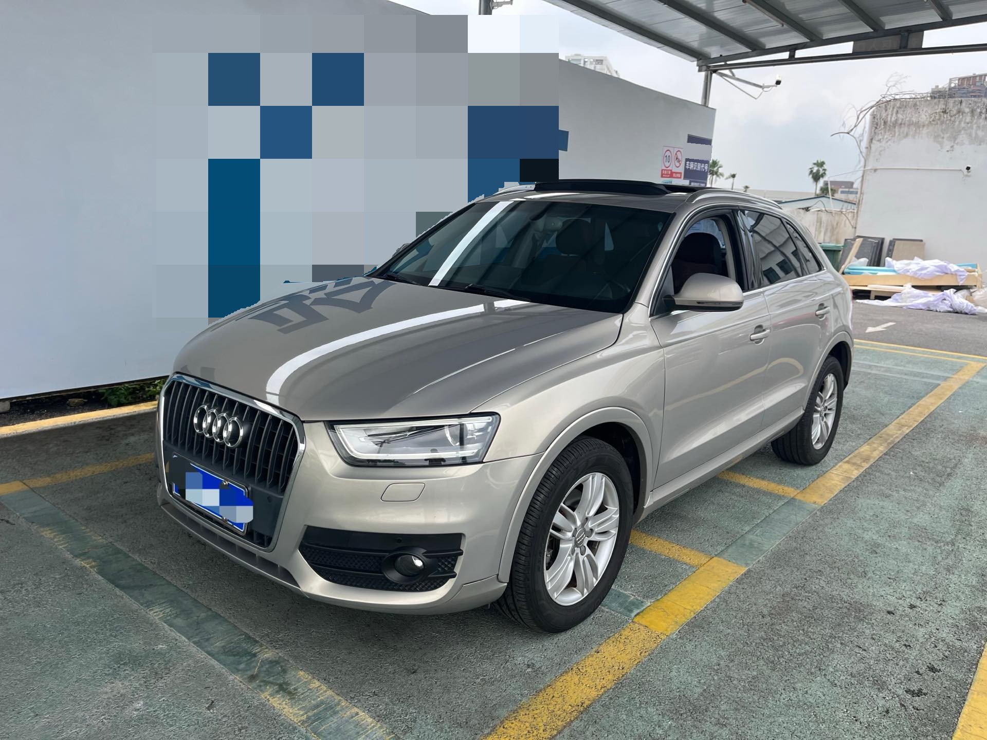 Audi Q3 2015 Audi Q3 2015 car image