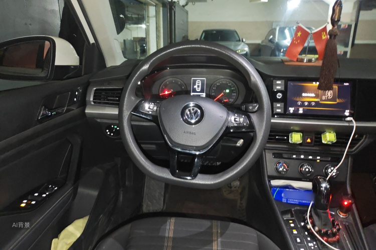 Volkswagen Lavida 2019 car image #12