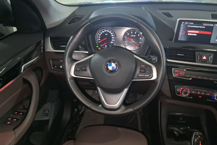 BMW X1 2019 #11 BMW X1 2019 car image #11
