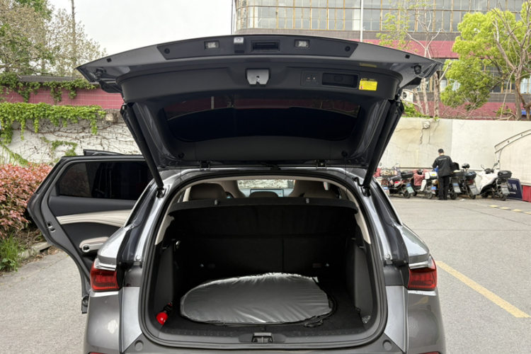 BYD Yuan Plus 2023 изображение автомобиля #22