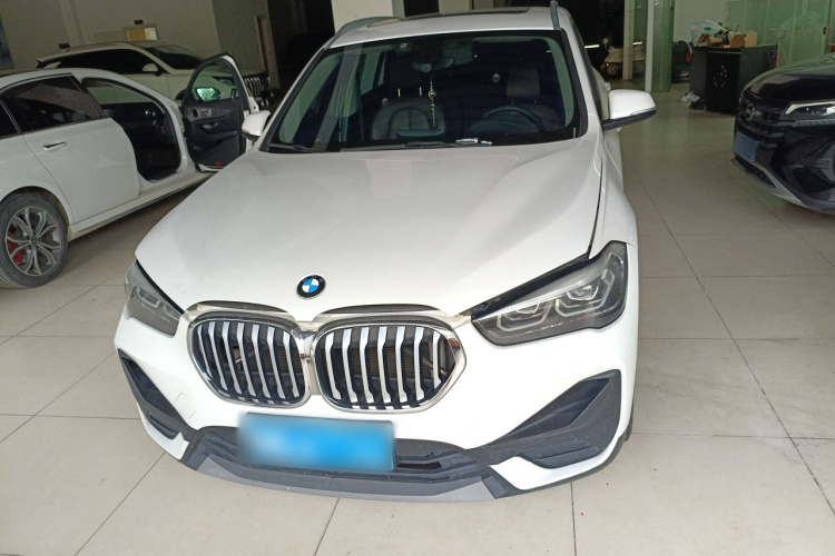 BMW X1 2020 imagen de coche #3