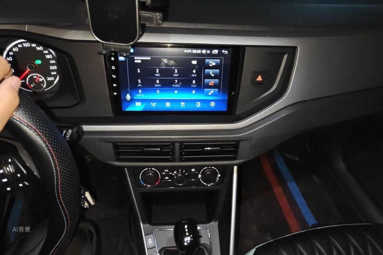 Volkswagen Polo 2020 car image #15