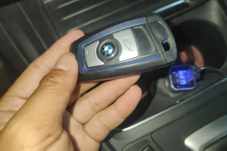 BMW 3 Series 2017 #9 BMW 3 Series 2017 car image #9