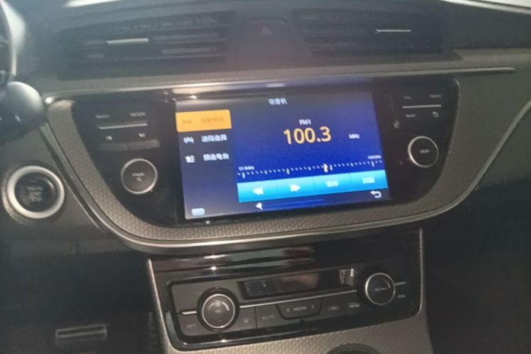 GEELY Emgrand GS 2016 car image #13