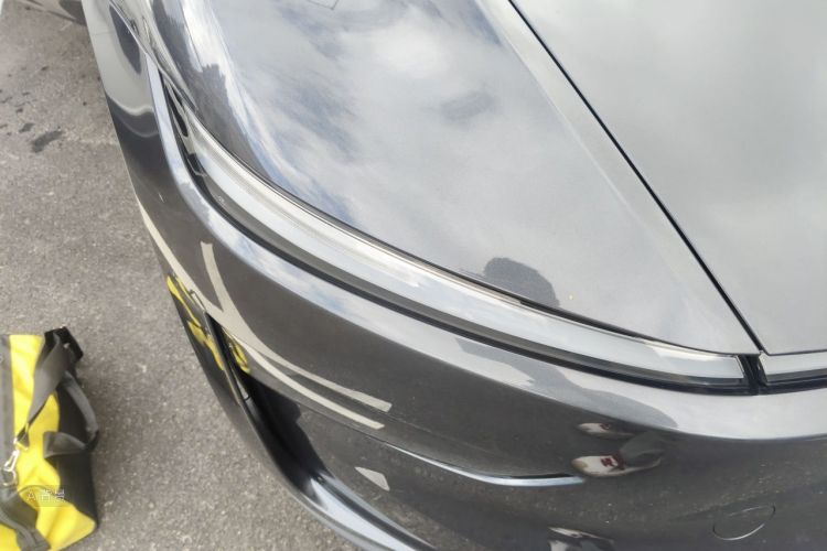 Tesla Model Y 2025 car image #8