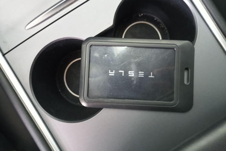 Tesla Model 3 2022 immagine di auto #9