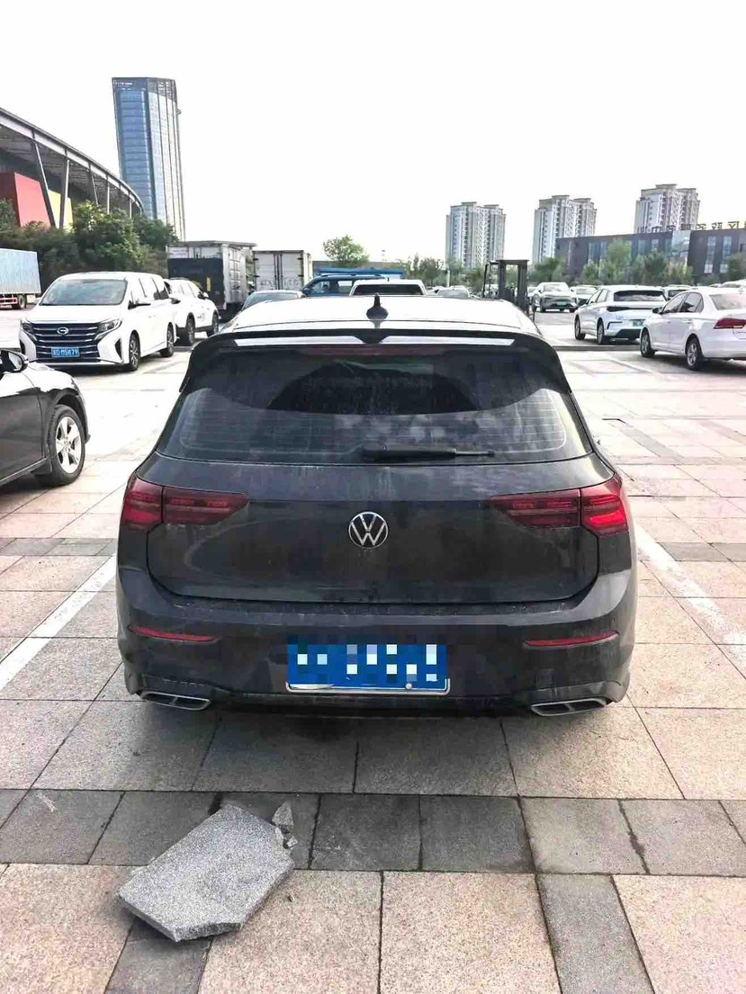 Volkswagen Golf 2021 car image #4