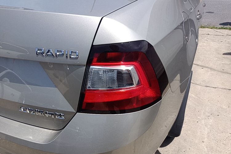 Skoda Rapid 2018 #8 Skoda Rapid 2018 image de voiture #8