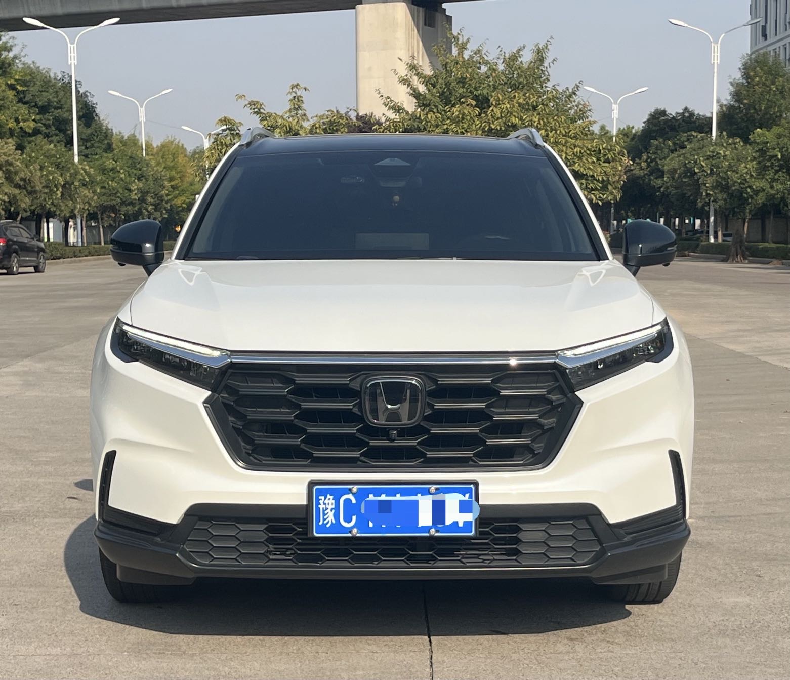 Honda CR-V 2023 immagine di auto #2