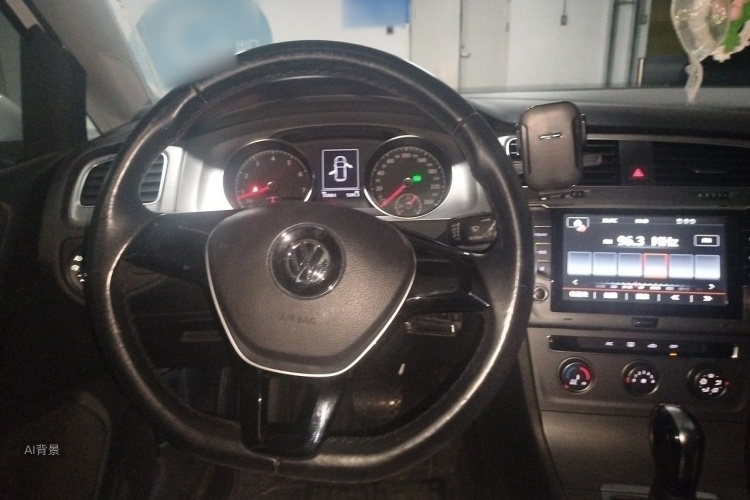 Volkswagen Golf 2014 car image #12