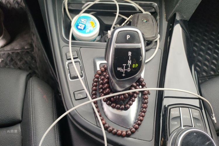 BMW 3 Series 2017 #16 BMW 3 Series 2017 car image #16