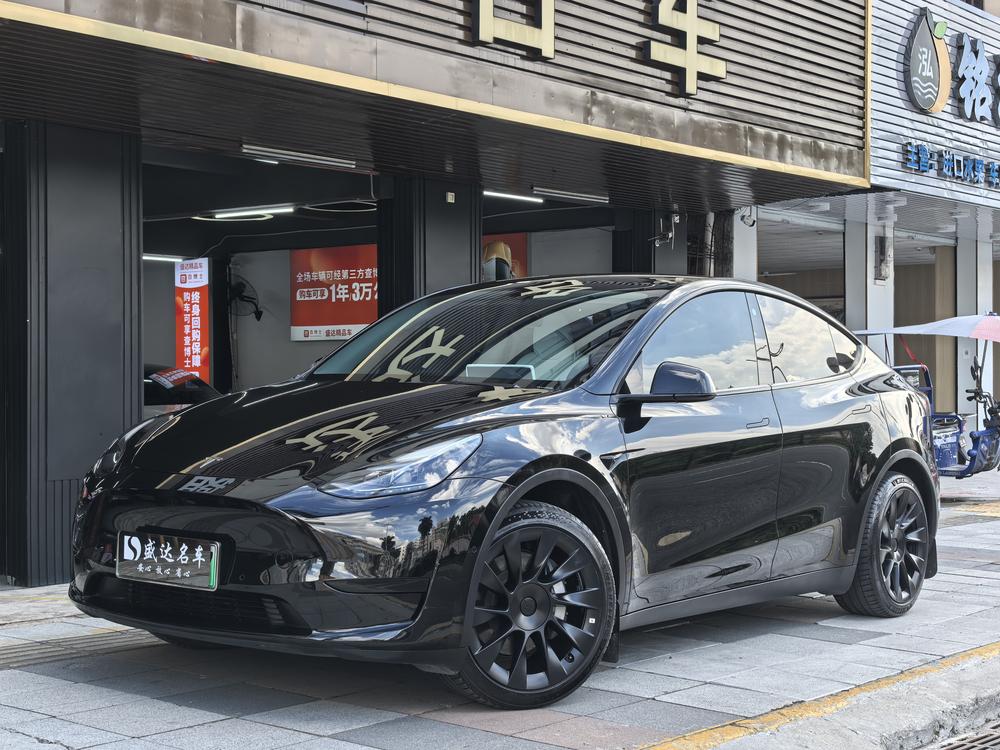 Tesla Model Y 2023 Tesla Model Y 2023 صورة سيارة