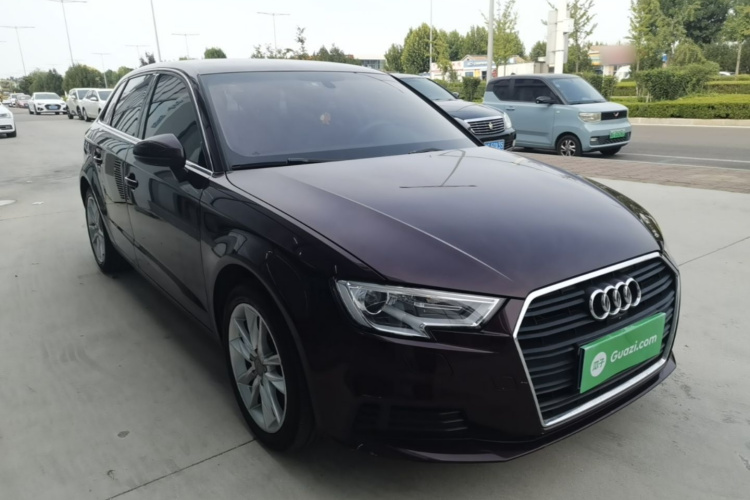 Audi A3 2018 car image #4